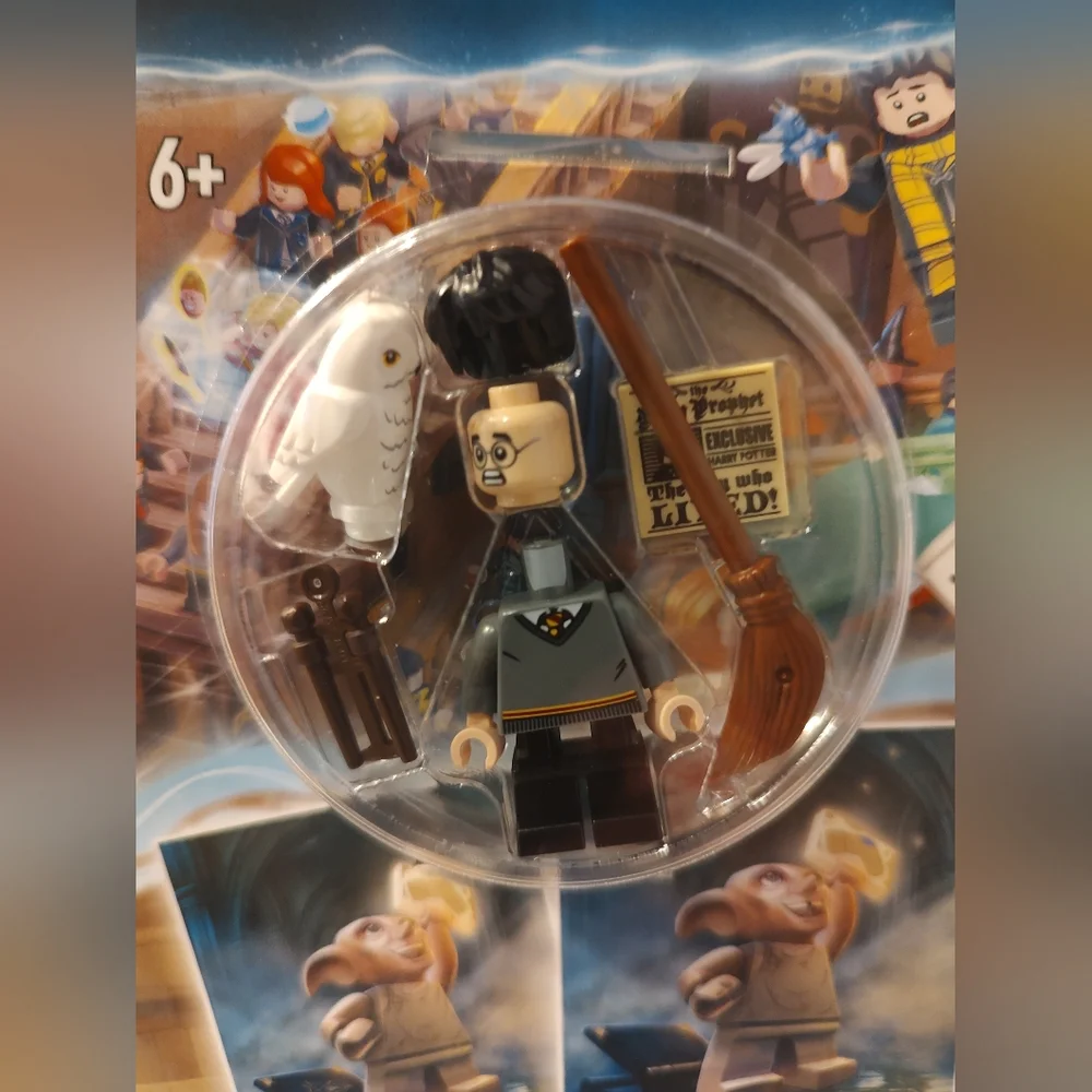 Lego Harry Potter Searching Adventures Book with Minifigure NWT 2022 Hedwig